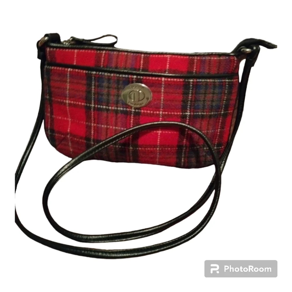 Tommy Hilfiger crossbody bag 44